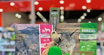 Concours Gagnez un bel ensemble de produits canadiens pour chats ou chiens!
