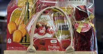 Concours Le Grill Resto Pub - Gagnez un panier de délicieuses friandises !