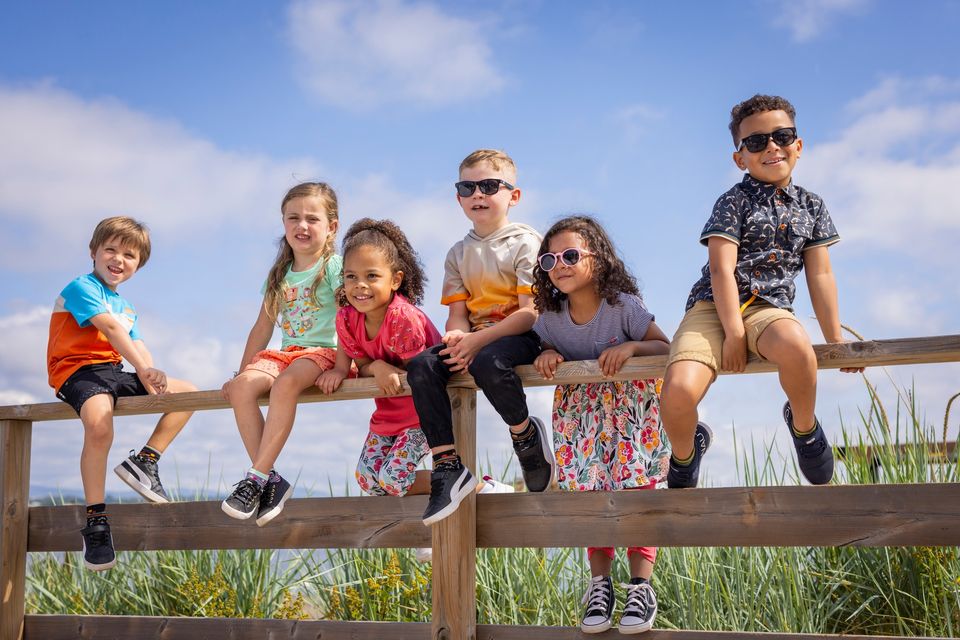 Entrepôt l'Enfant Unique - Chaussures et Vêtements