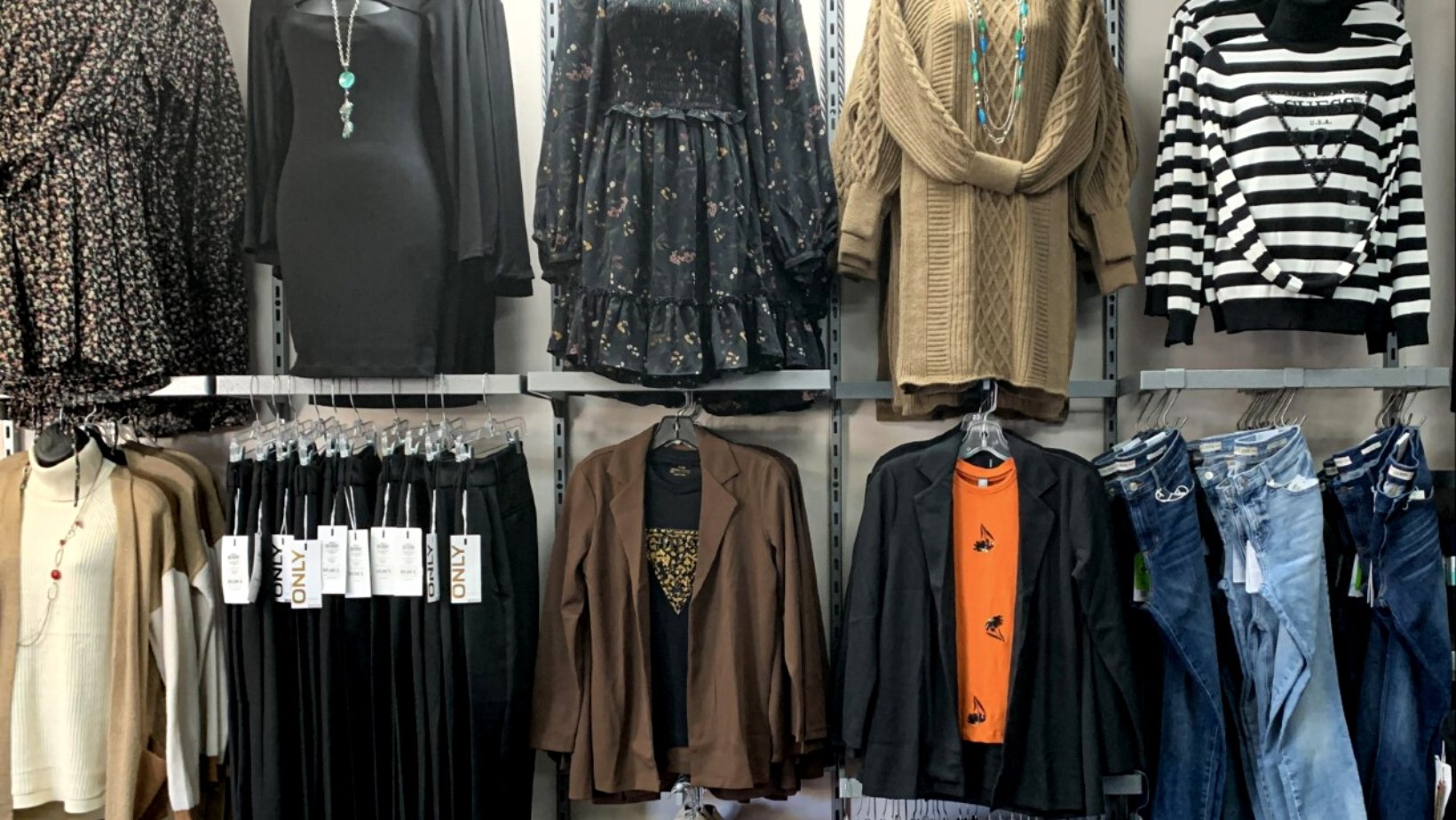 Hangar-29 Boutique Mode