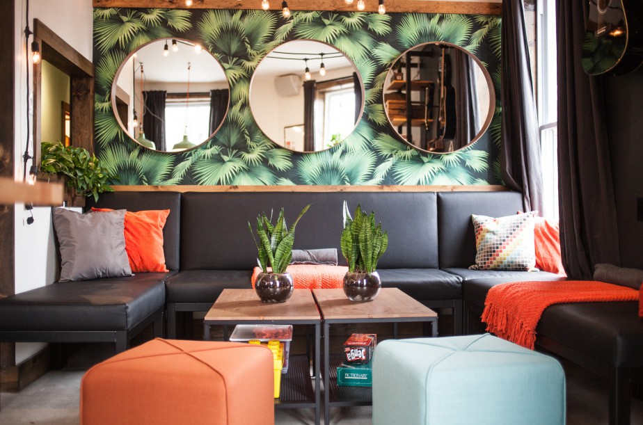 Le Bed & Cocktail - Bar Hébergement Auberge de Jeunesse