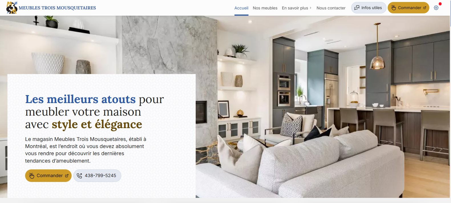 Salon et cuisine modernes avec mobilier sophistiqué, armoires foncées, îlot central, luminaires dorés et canapé confortable, créant un espace chaleureux et raffiné de chez Meubles Trois Mousquetaires