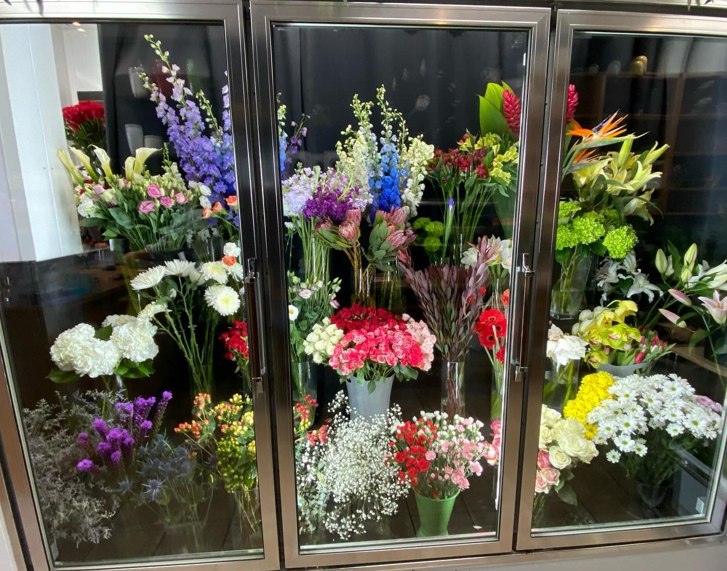 St-Martin Fleurs - Boutique de Fleurs Cadeaux Bijoux