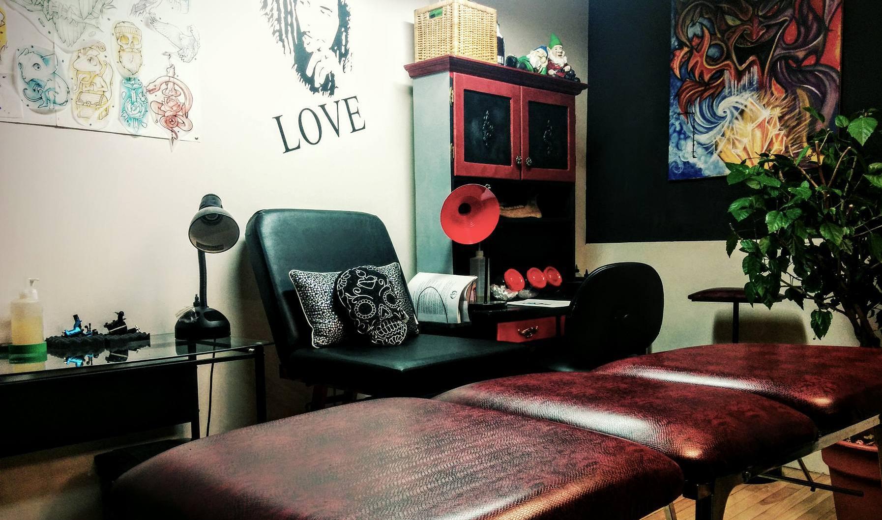 Tatouage Otentik - Salon de Tattoos
