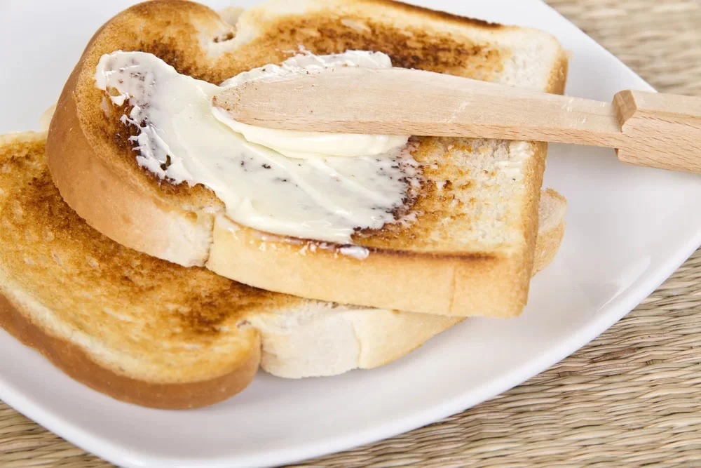 D&eacute;jeuner Toast Pain Blanc et Margarine