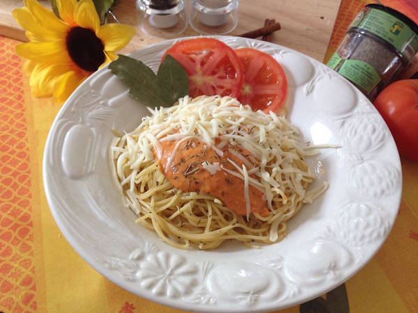 Spaghetti sauce rosée