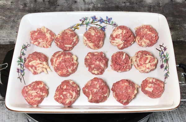 Boulettes Boeuf Haché Farcies de Fromage à la Mijoteuse 7