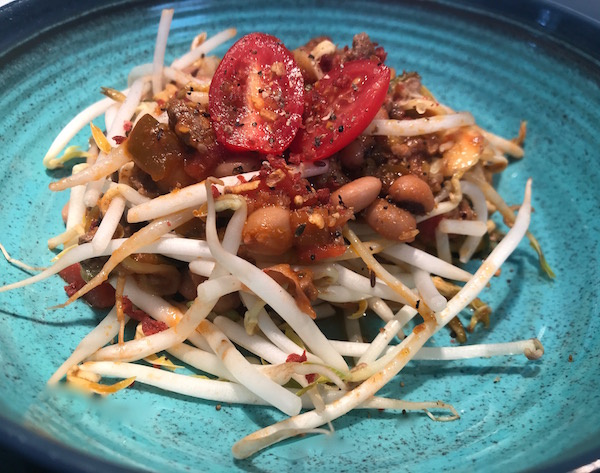 Chop Suey à la Sauce Salsa et Légumineuses