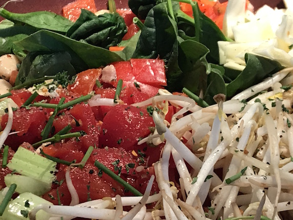 1 boite de tomates en dés