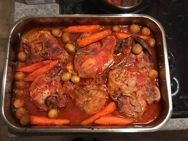 Côtelette de Porc Sauce Tomate et Légumes 6