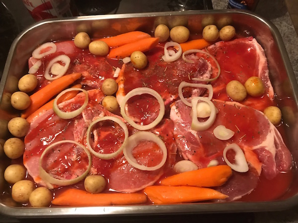 Côtelette de Porc Sauce Tomate et Légumes 7