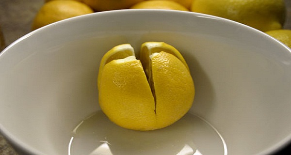 Couper Quelques Citrons et Placer les dans votre Chambre - La Raison est Géniale