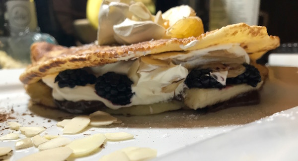 Crêpes Chocolat Beurre d'arachide et Fruits 4