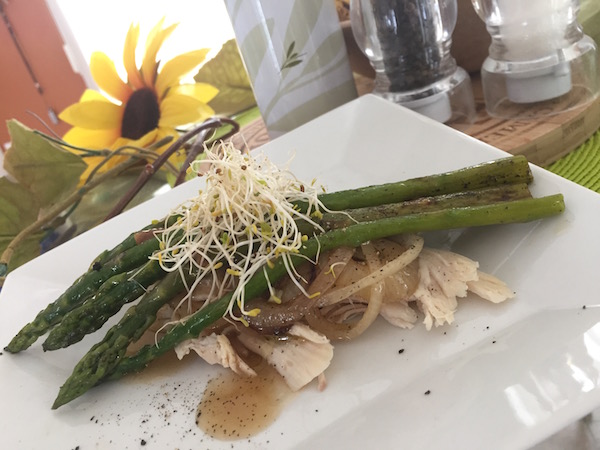 Dinde Sauce Brune et Asperges 1