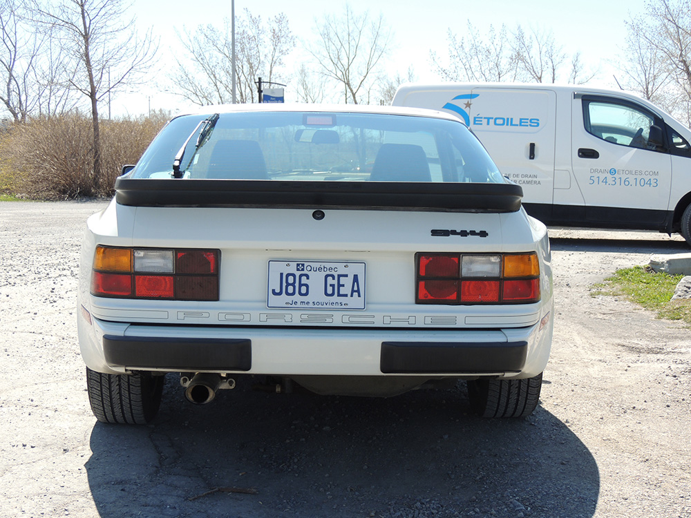 Porsche 944 Blanche 1986