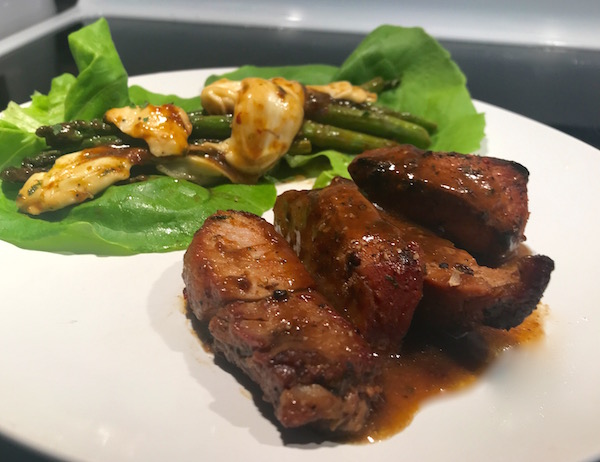 Filet de Porc Servi avec Asperges Fromagés 5