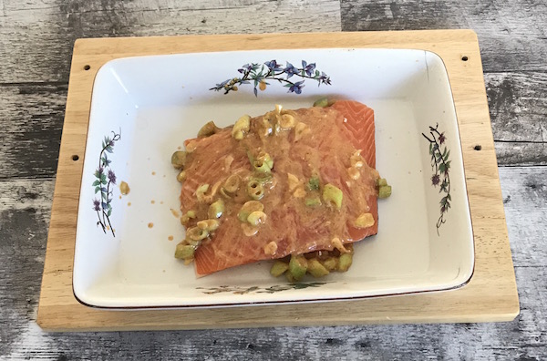 Filet de Saumon avec Sauce Sriracha 2 Filet de Saumon avec Sauce Sriracha 2