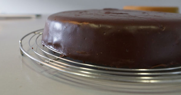 Glaçage au Chocolat Noir Croquant