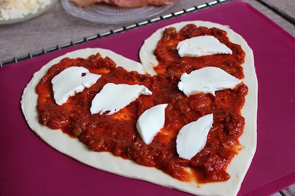 Repas de Saint-Valentin en 30min Pizza D'amour 4 Repas de Saint-Valentin en 30min Pizza D'amour 4