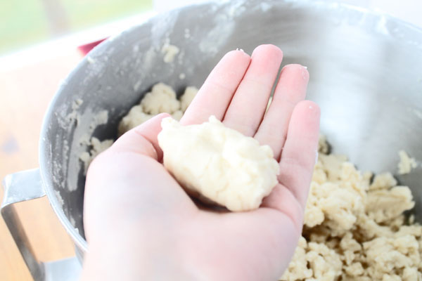 Kourabiedes greek butter cookies1