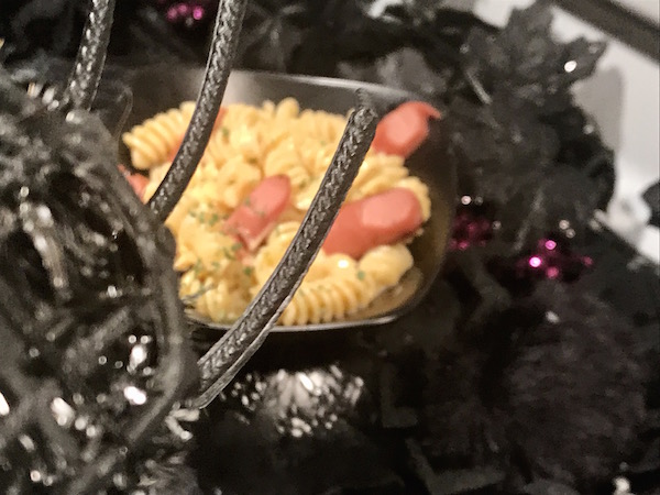 Mac & Cheese et Doigts de Saucisses 6