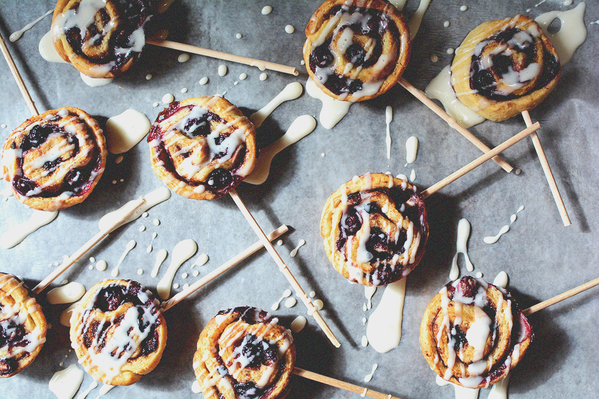 Minibrioches à L’érable et aux Bleuets sur Bâton
