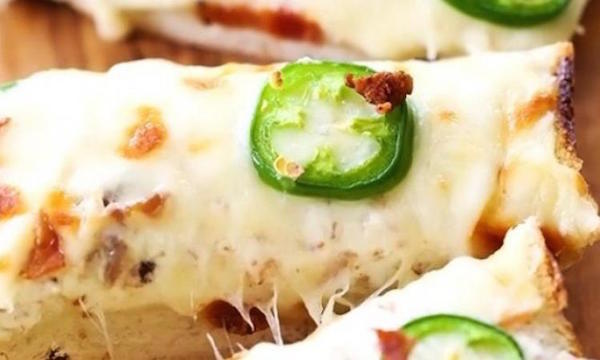 Pain au fromage Jalapeno et Bacon 1 Pain au fromage Jalapeno et Bacon 1