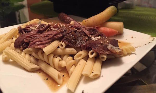 Pâte avec Boeuf dans sa Sauce 2