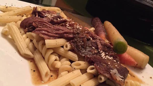 Pâte avec boeuf dans sa sauce 3