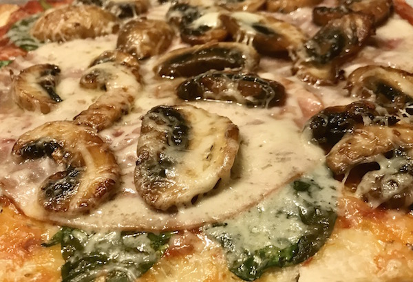 Pizza Croûte Mince Champignons 2