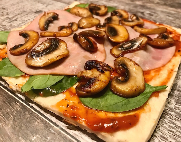 Pizza Croûte Mince Champignons 8