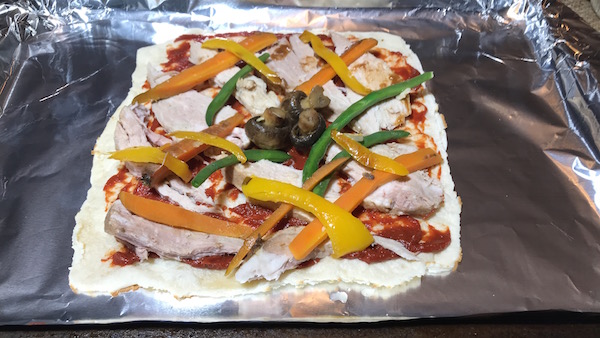 Pizza Légumes et Porc sur Croûte Mince 2