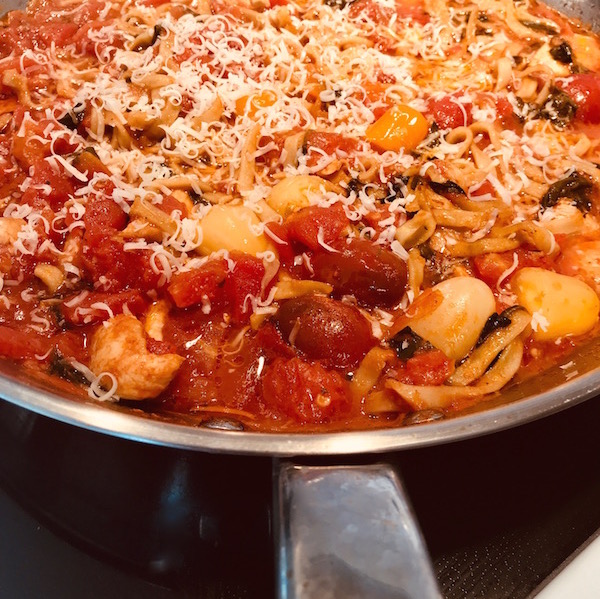 Poêlée de Pâtes, Tomates, Légumes Fromagés 3