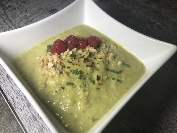 Potage d'asperge et de Petits Pois 4