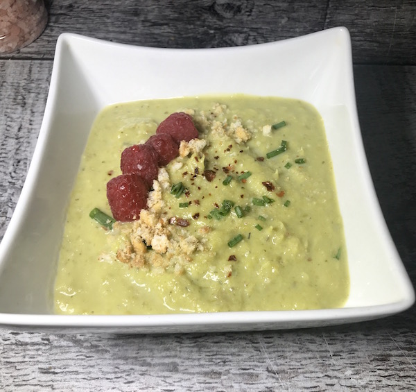 Potage d'asperge et de Petits Pois