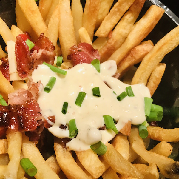 Poutine Bacon et Crème Sure