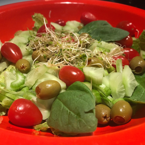 Salade Concombres, Olives et Tomates 6