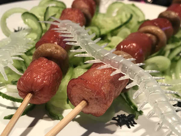 Salade de Concombres et Brochettes de Saucisses et Champignons pour L'halloween 4