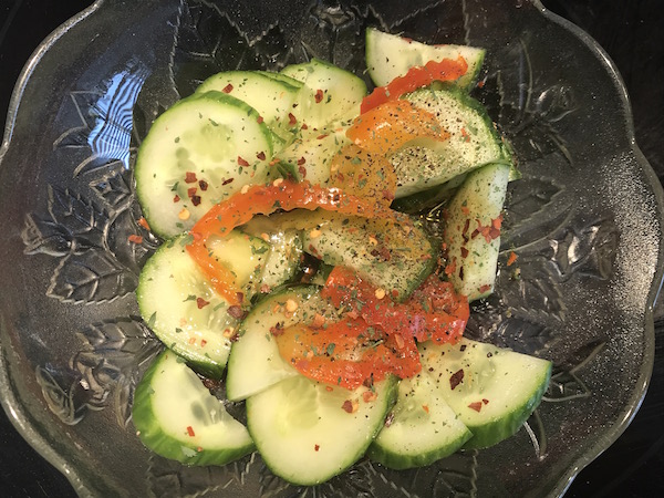 Salade de Concombres et de Poivrons Marinés 2