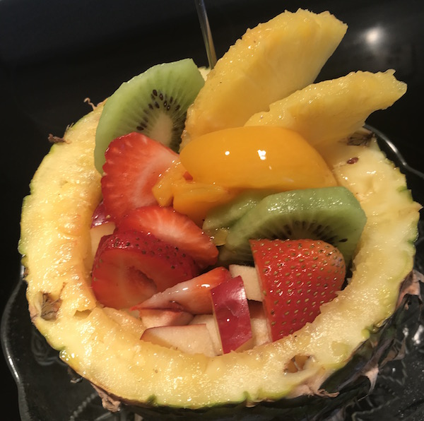 Salade de Fruits en Ananas 6