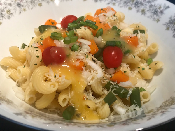 Salade de Pâtes Légumes et Fromage 