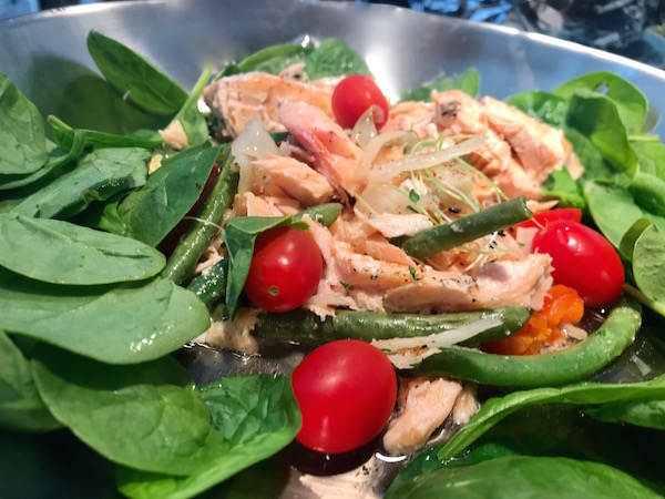 Salade D'épinards et Filet de Saumon 2