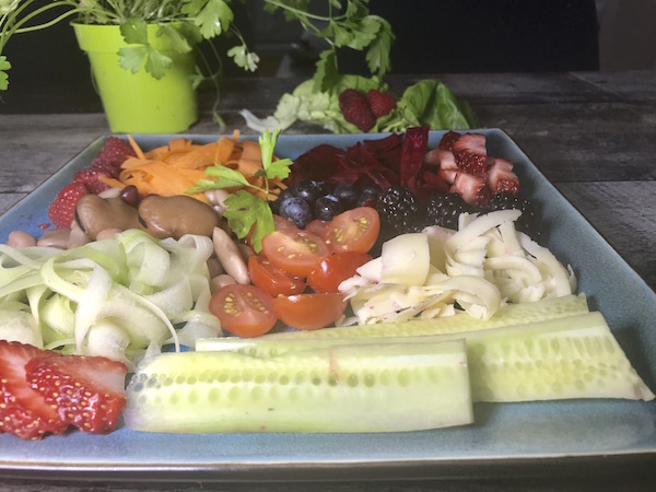 Salade Santé Savoureuse Fruits et Légumes avec Légumineuses 4