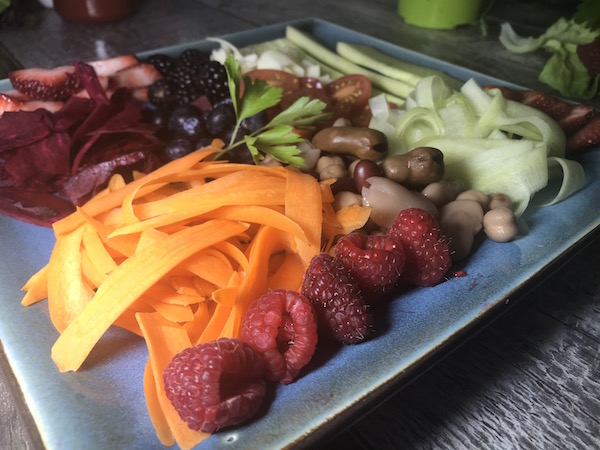 Salade Santé Savoureuse Fruits et Légumes avec Légumineuses 7