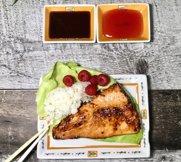 Saumon Fumé avec Salade de Riz Fruité