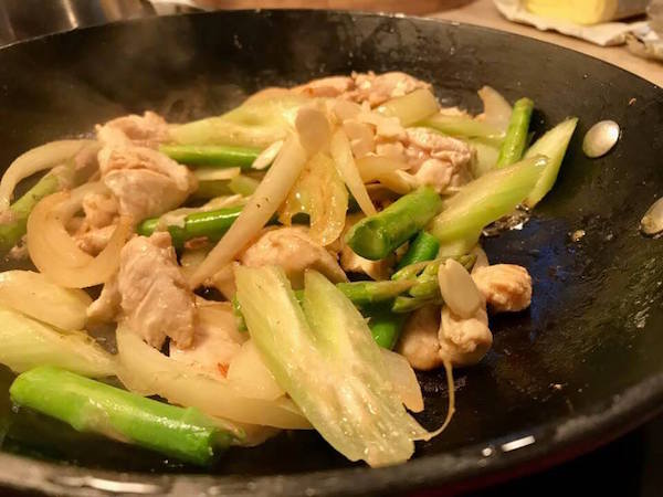 Sauté de Poulet et Pois Chiches