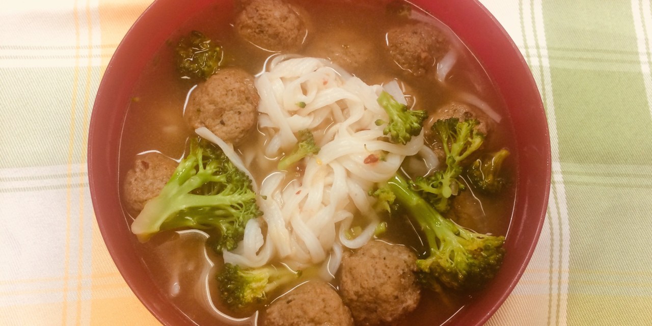 Recette SOUPE ASIATIQUE AUX BOULETTES DE VIANDE Circulaire en ligne