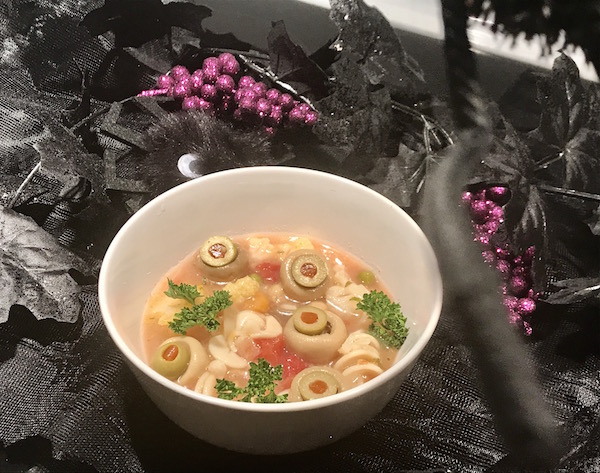 Soupe aux Légumes et aux Yeux pour L'halloween 5