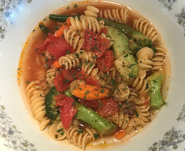 Soupe avec Légumes du Jardin 1