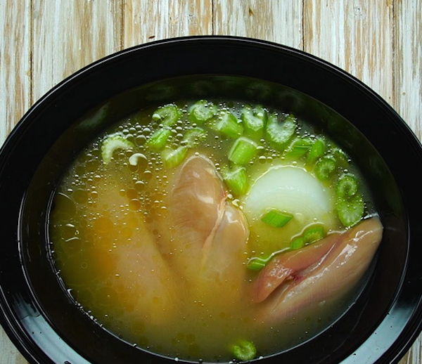 Soupe Poulet et Nouilles à la Mijoteuse 1 Soupe Poulet et Nouilles à la Mijoteuse 1